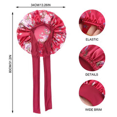 Bonnet en satin floral