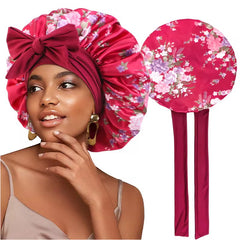Bonnet en satin floral