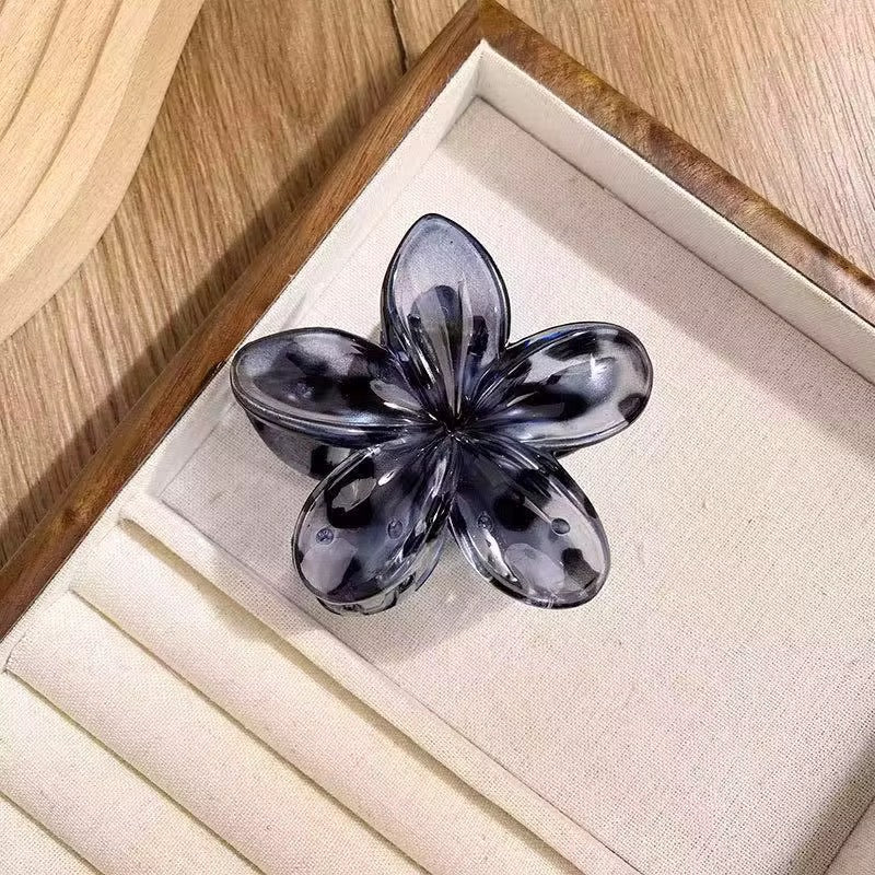 Petite pince à cheveux MODERNE