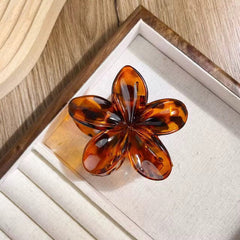 Petite pince à cheveux MODERNE